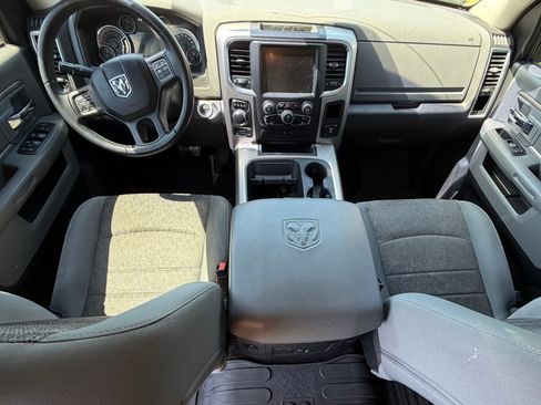 Used 2016 RAM 1500 4x4 Crew Cab SLT image 8