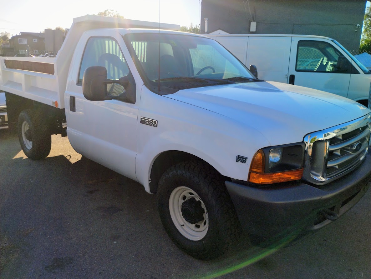 Used 2001 Ford F350 XL RWD image 1