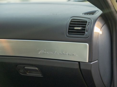 Used 2003 Ford Thunderbird image 71