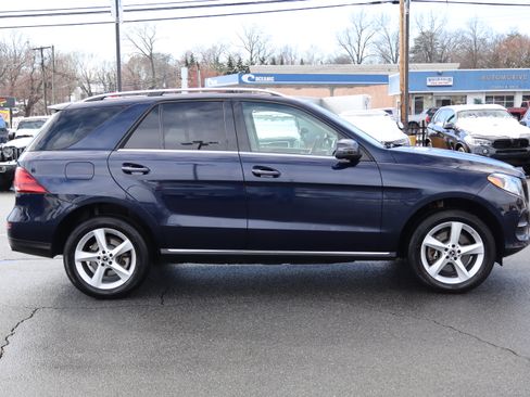 Used 2019 Mercedes-Benz GLE 400 image 9