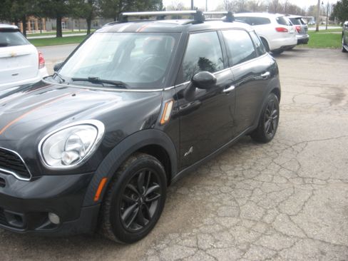 Used 2012 MINI Cooper Countryman S image 1