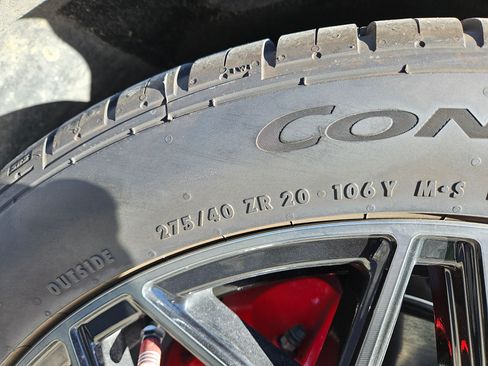 Used 2022 Tesla Model Y Performance image 31