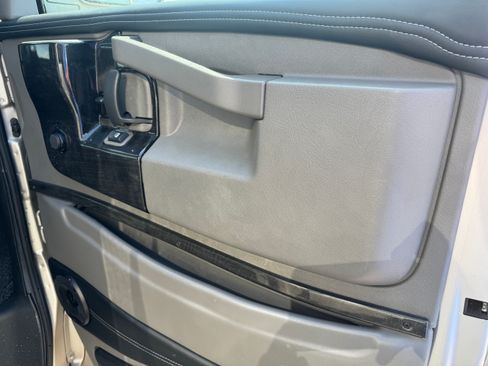 Used 2023 Chevrolet Express 2500 LT image 6