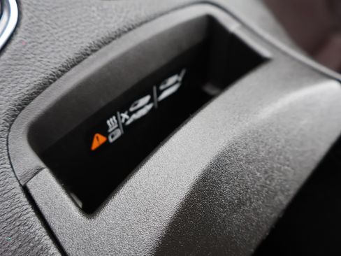 Used 2020 Cadillac XT6 Premium Luxury image 32