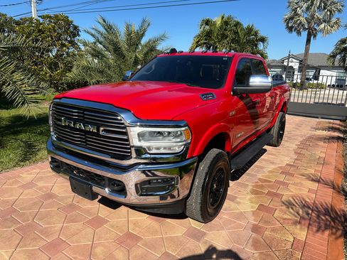 Used 2021 RAM 2500 Laramie image 1