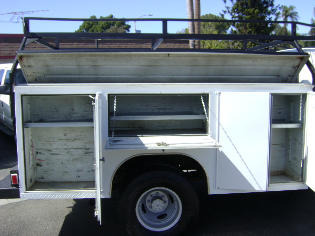 Used 2004 Ford F350 2WD Regular Cab DRW Super Duty image 7