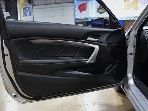 Used 2008 Honda Accord EX-L image 24