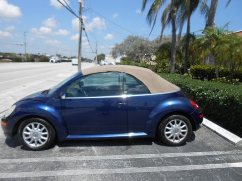 Used 2006 Volkswagen Beetle 2.5 image 2