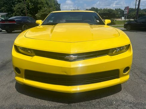 Used 2015 Chevrolet Camaro LS Coupe RWD image 8