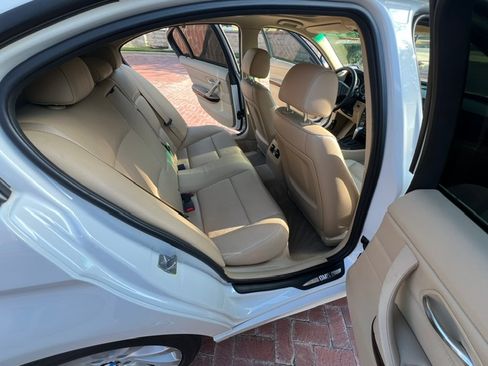 Used 2011 BMW 328i Sedan RWD image 20
