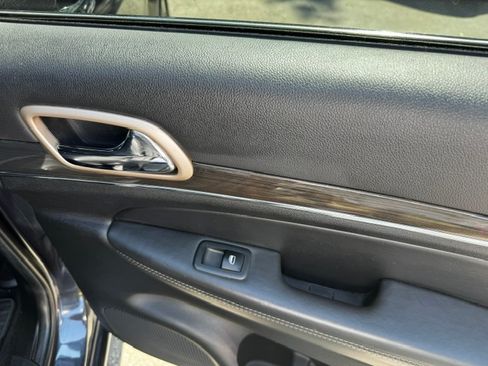 Used 2014 Jeep Grand Cherokee 4WD Overland image 22