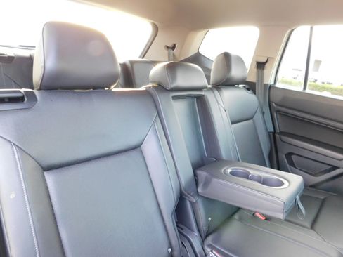 Used 2019 Volkswagen Atlas SE image 11