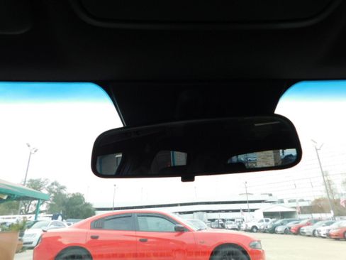 Used 2019 Hyundai Elantra GT N Line image 17