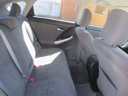 Used 2012 Toyota Prius Two image 15