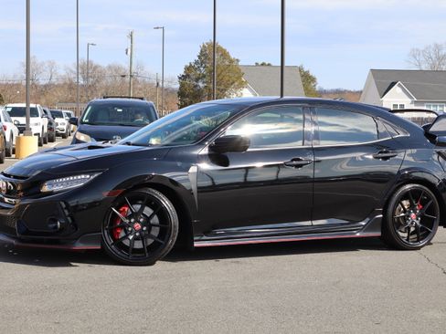 Used 2019 Honda Civic Type R Touring image 2