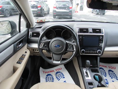 Used 2019 Subaru Outback 2.5i Premium image 20