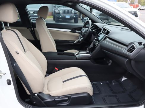 Used 2019 Honda Civic EX image 13