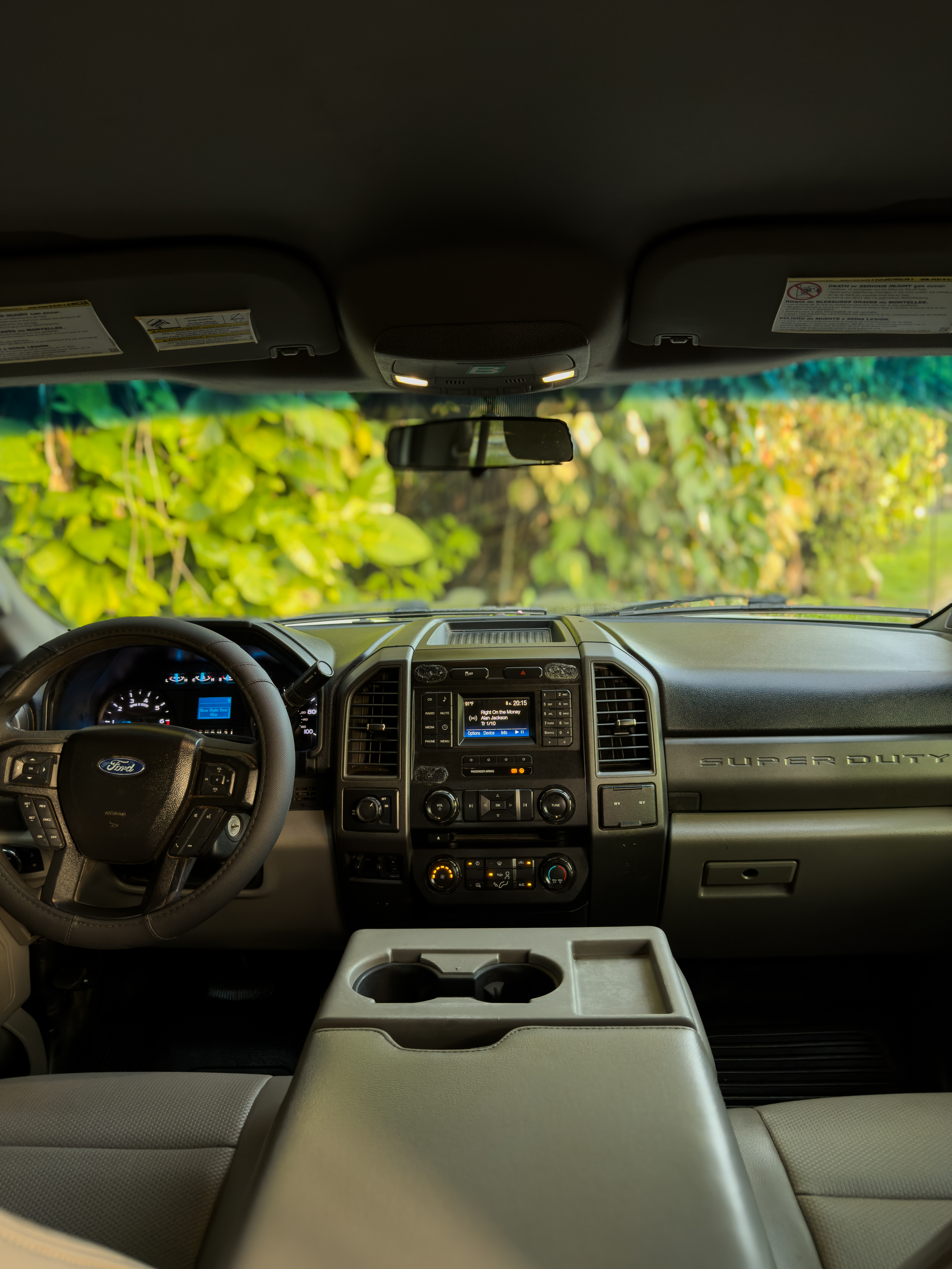 Used 2017 Ford F250 4x4 Crew Cab Super Duty image 12
