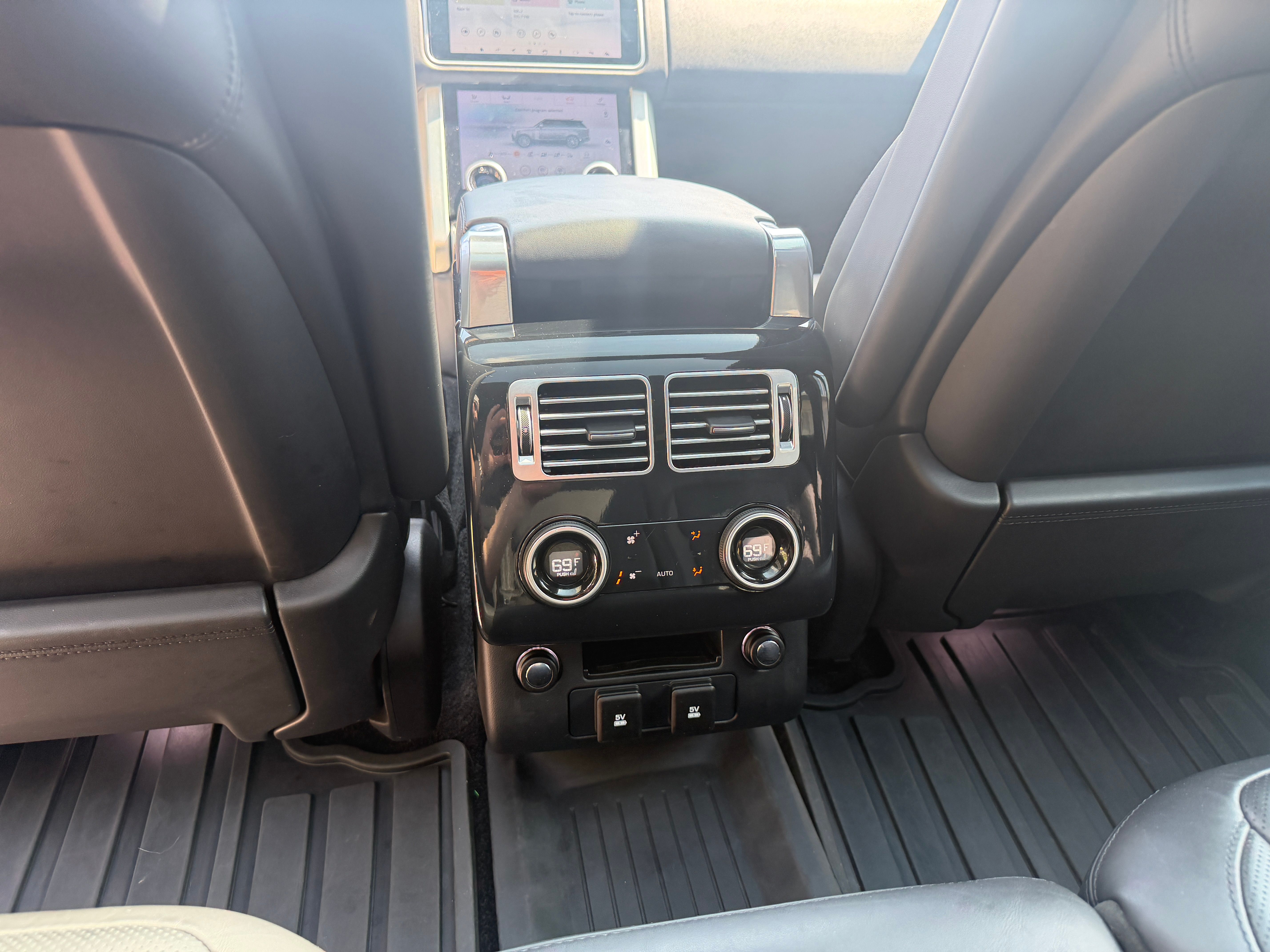 Used 2020 Land Rover Range Rover HSE AWD/4WD image 19