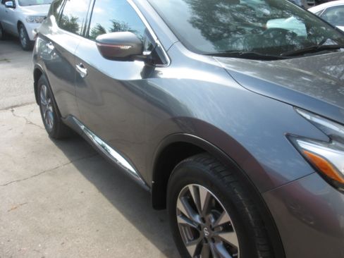 Used 2015 Nissan Murano AWD image 3