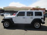 Used 2018 Jeep Wrangler Unlimited Sahara image 2