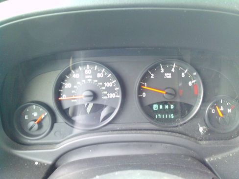 Used 2012 Jeep Patriot Latitude image 15