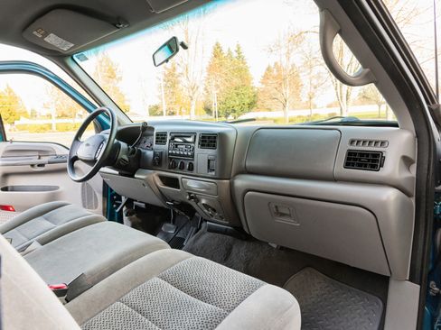 Used 2001 Ford F350 XLT image 48