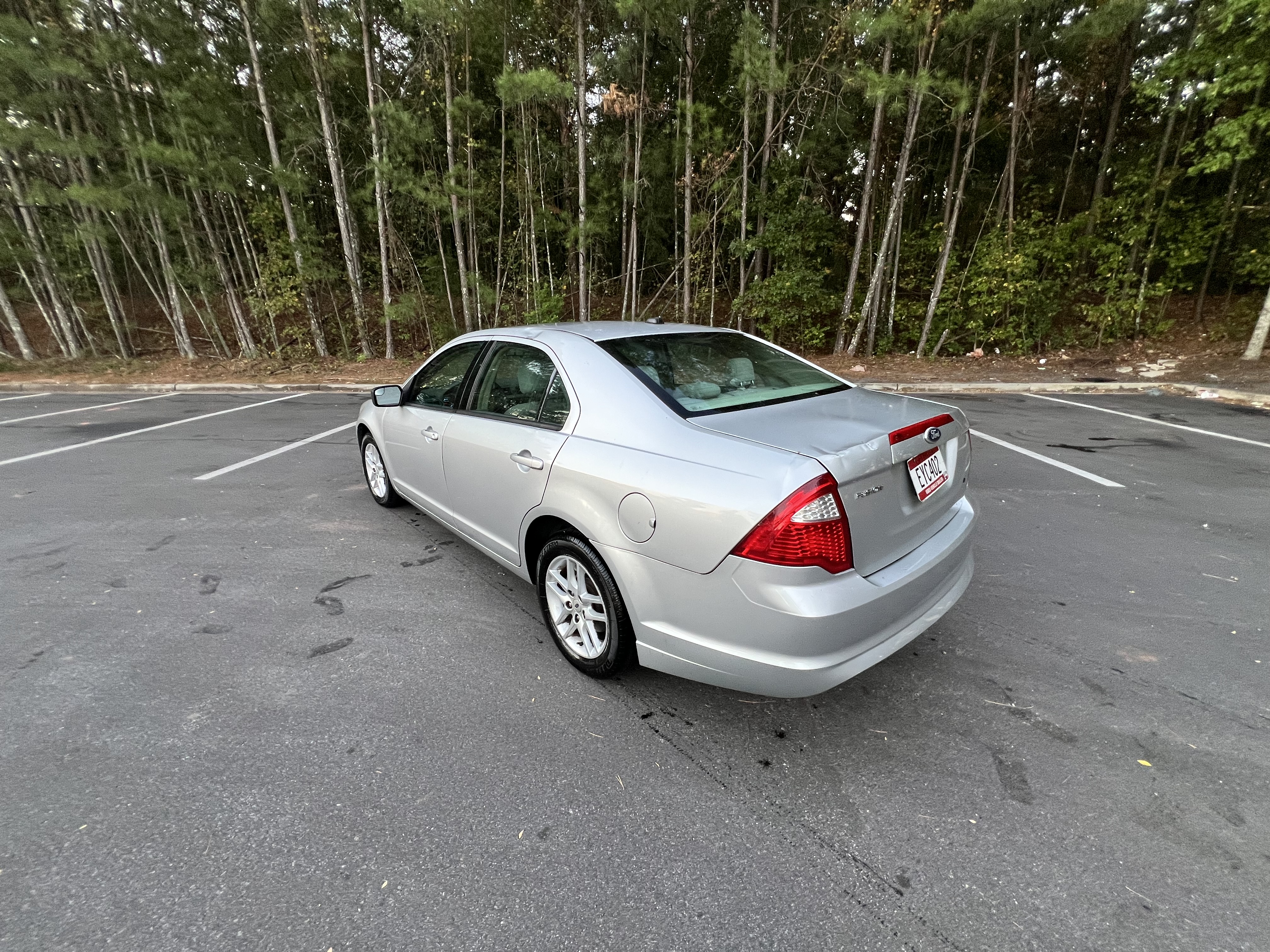 Used 2012 Ford Fusion S FWD image 4