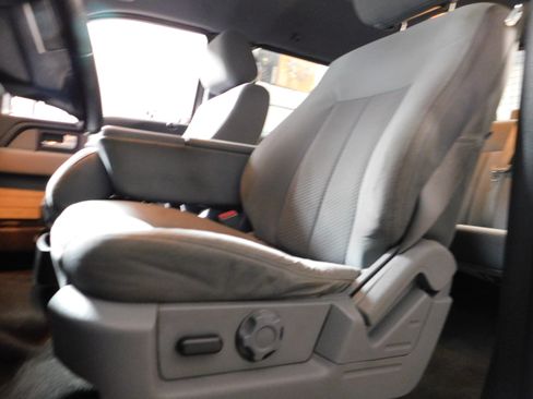 Used 2014 Ford F150 XLT image 10