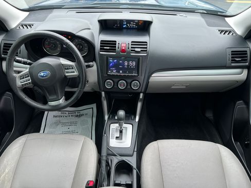 Used 2014 Subaru Forester 2.5i Limited image 3