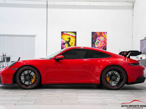 Used 2022 Porsche 911 GT3 image 11