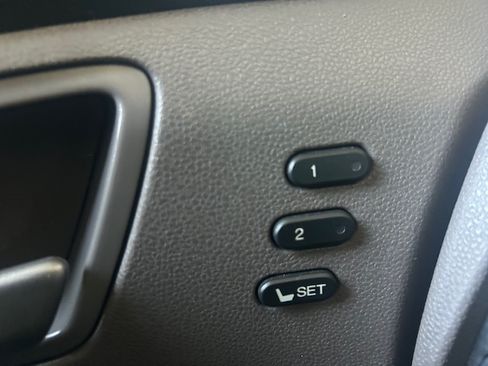 Used 2013 Honda Odyssey Touring Elite image 20