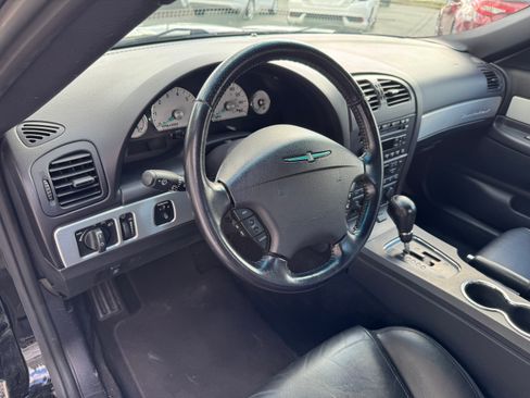 Used 2003 Ford Thunderbird image 7