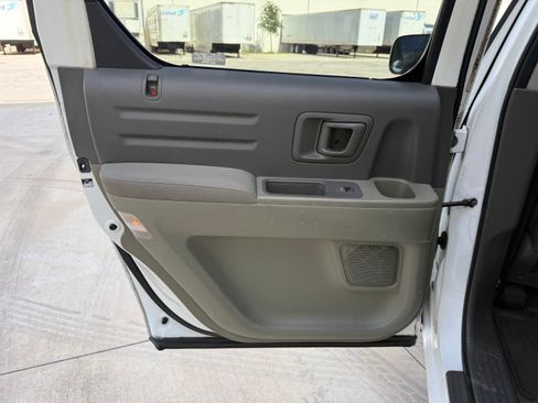 Used 2006 Honda Ridgeline RT image 68