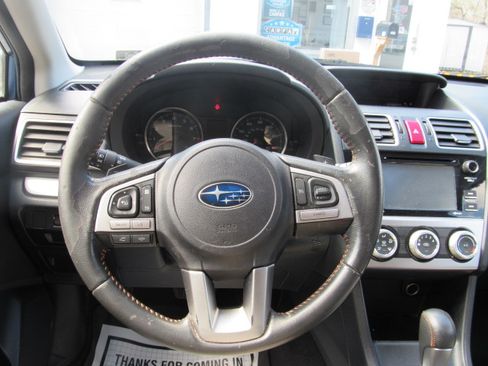 Used 2016 Subaru Crosstrek 2.0i Premium image 18