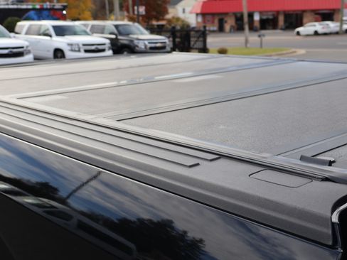 Used 2015 Ford F150 Lariat image 13