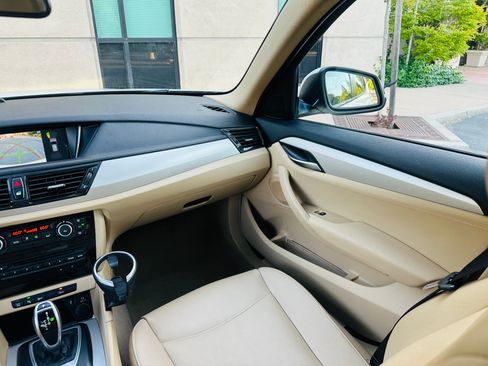 Used 2015 BMW X1 sDrive28i w/ PREMIUM PACKAGE RWD image 19