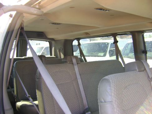 Used 2008 GMC Savana 3500 image 14