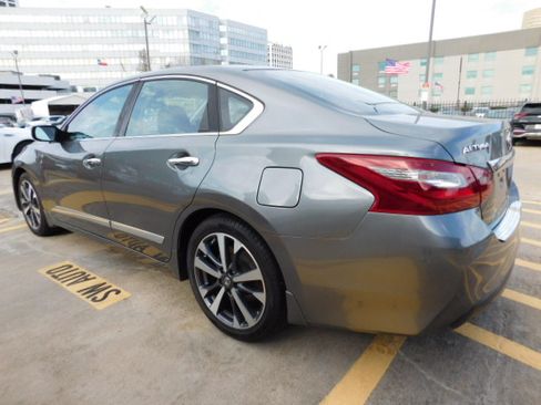 Used 2016 Nissan Altima 2.5 SR image 5