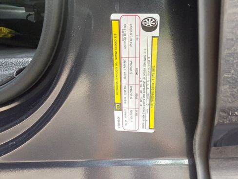 Used 2019 RAM 1500 4x4 Crew Cab Classic Tradesman image 21