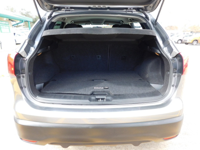 Used 2019 Nissan Rogue Sport S FWD image 7