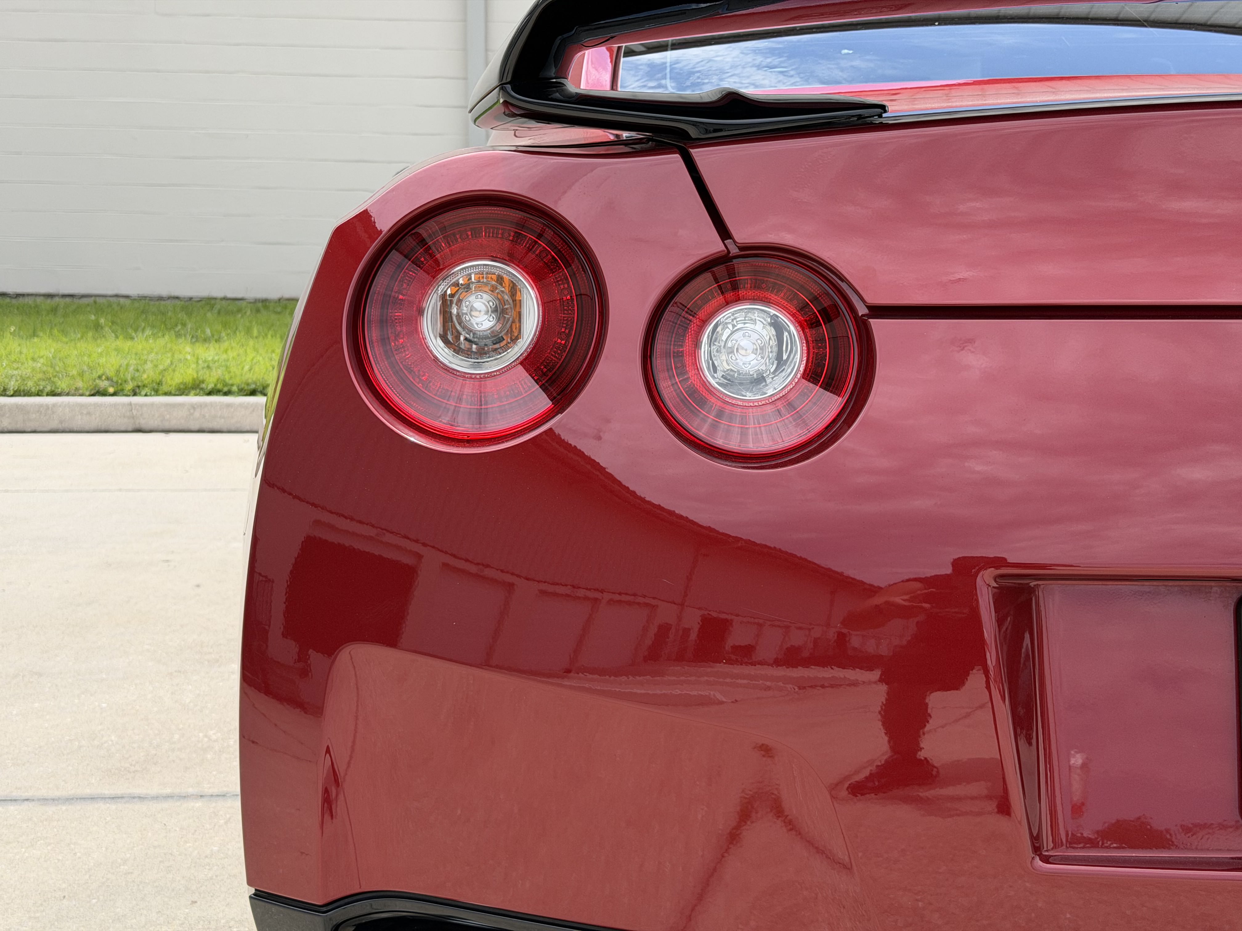 Used 2015 Nissan GT-R Premium AWD/4WD image 26