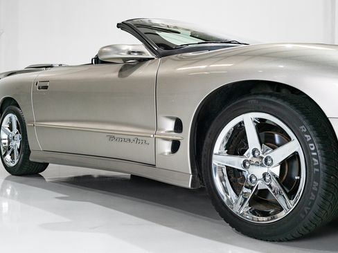 Used 2002 Pontiac Firebird Trans Am image 26