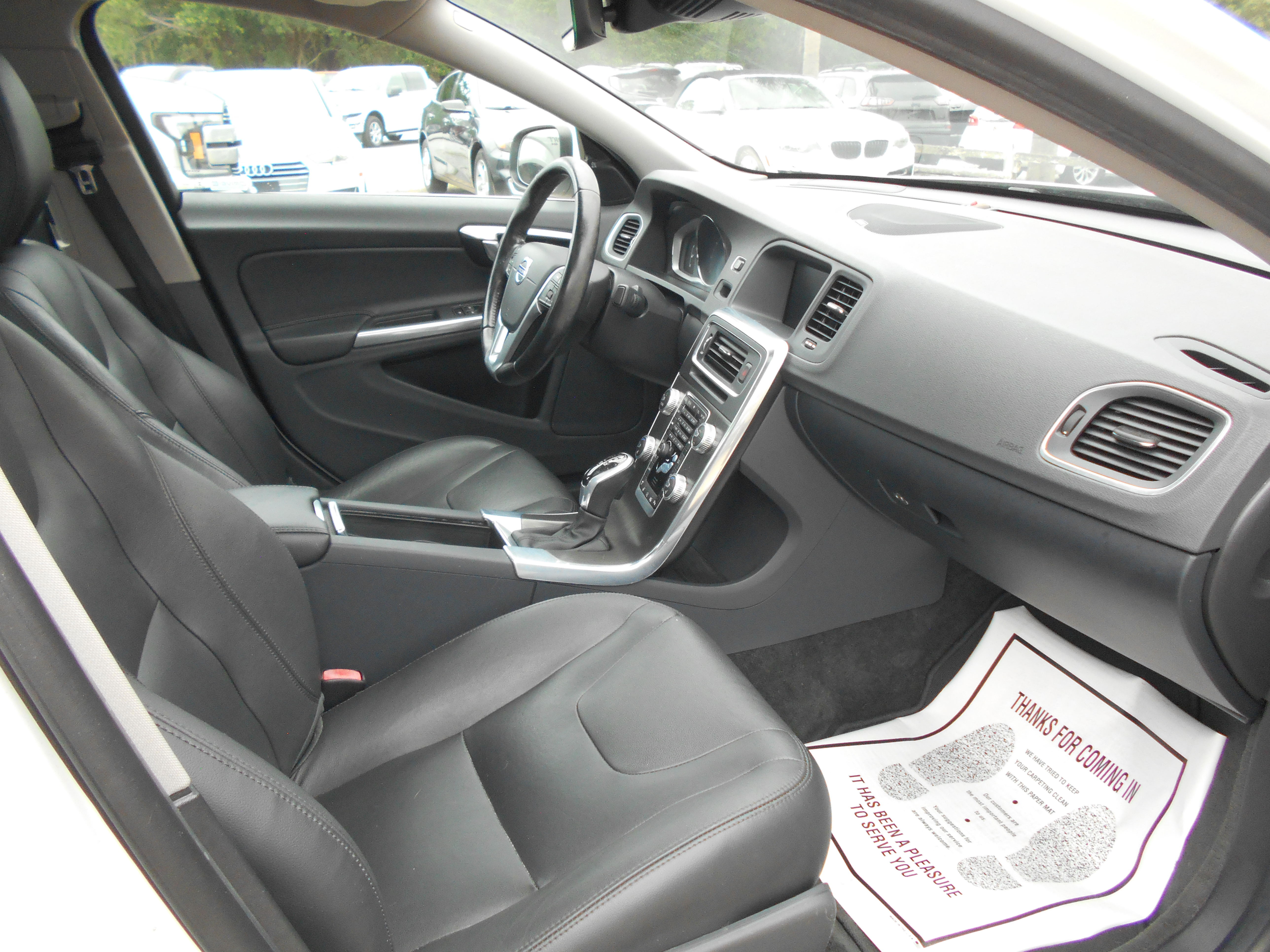 Used 2015 Volvo S60 T5 Platinum FWD image 9