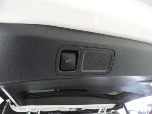 Used 2023 Ford Expedition Limited image 37