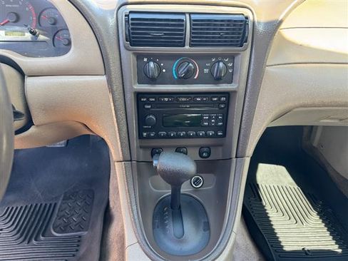 Used 2001 Ford Mustang GT image 11