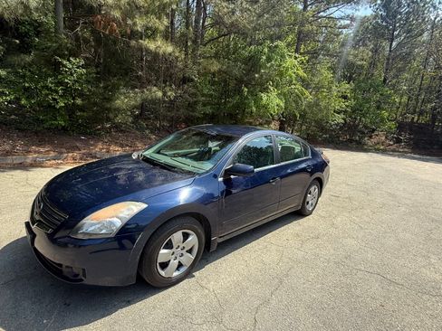 Used 2007 Nissan Altima image 1