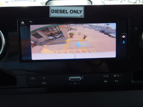 Used 2026 Mercedes-Benz Sprinter 2500 170 Passenger image 16