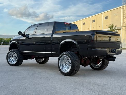 Used 2018 RAM 2500 4x4 Mega Cab Big Horn image 4