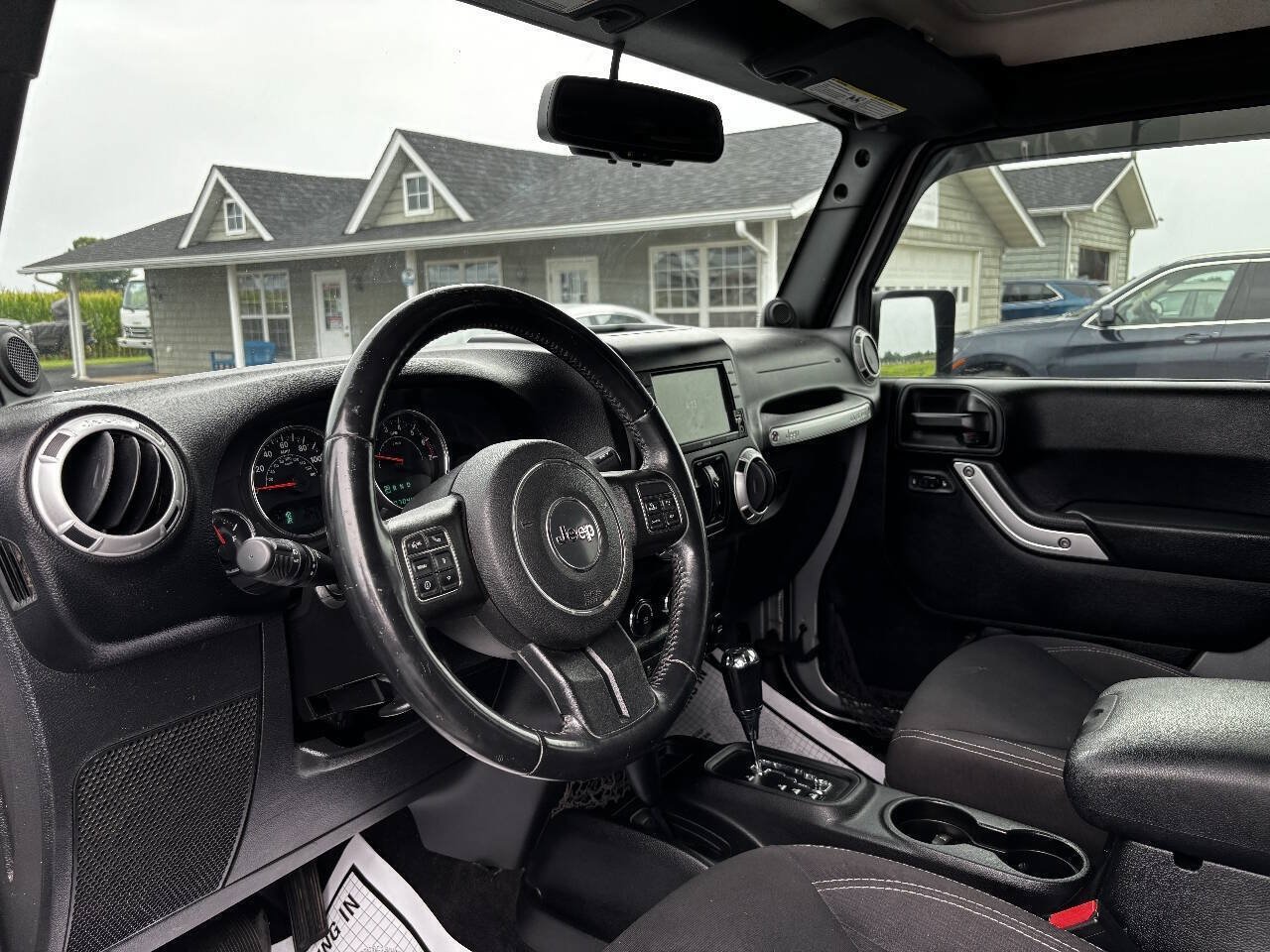 Used 2014 Jeep Wrangler 4WD Unlimited Sahara image 18